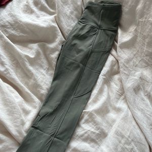 Lululemon Fast and Free